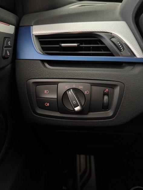 BMW X1 xDrive25d dA Pack M - 231ch - 2017 - Excellent état - 133.000km - Toit ouvrant 