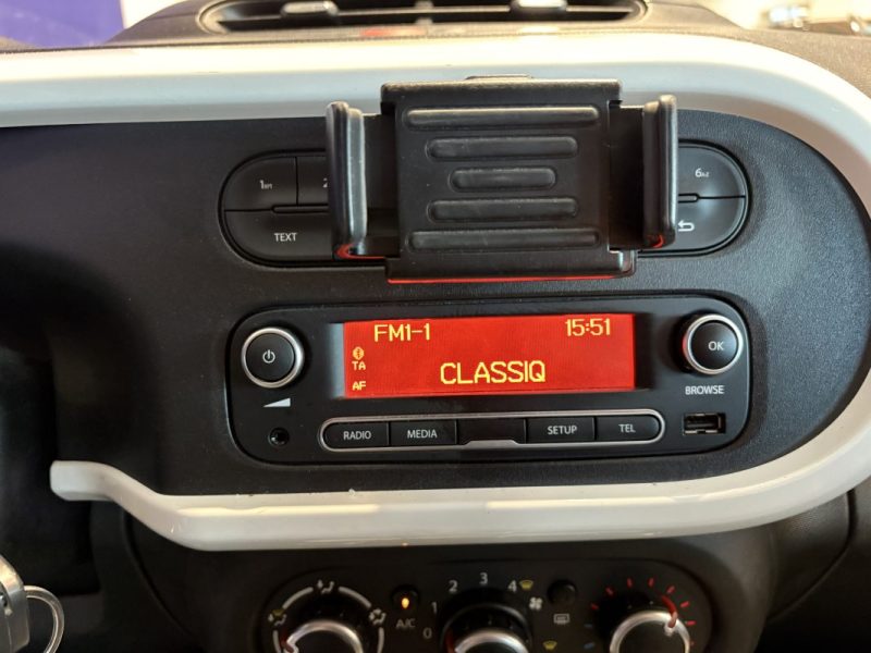 Renault Twingo 3 70CH 2015 -  intense - Ideal Jeune Permis - Commande au volants - jantes aluminium 