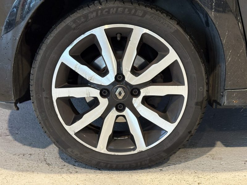 Renault Twingo 3 70CH 2015 -  intense - Ideal Jeune Permis - Commande au volants - jantes aluminium 