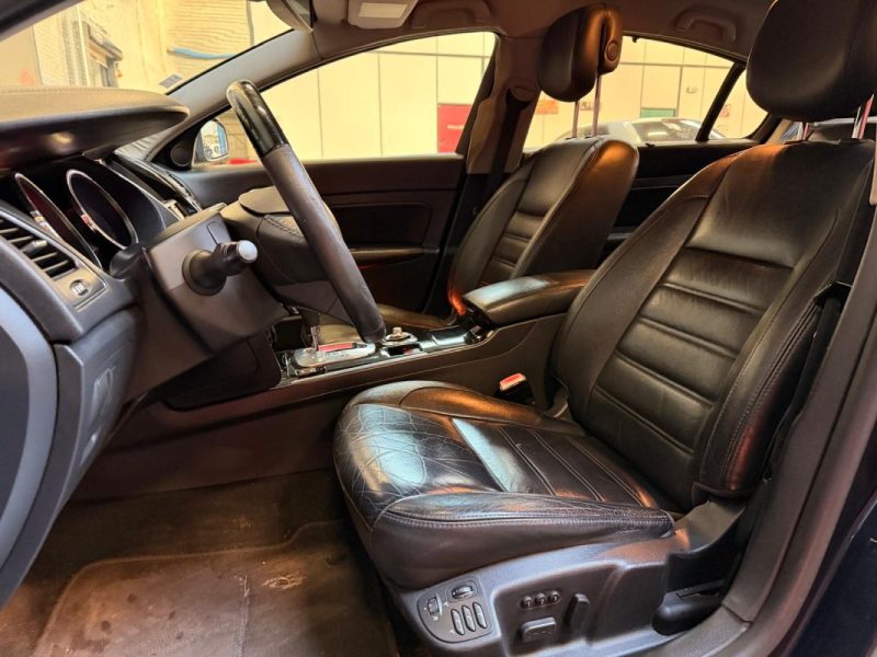 RENAULT LATITUDE 2.0 dCi 175 Initial 