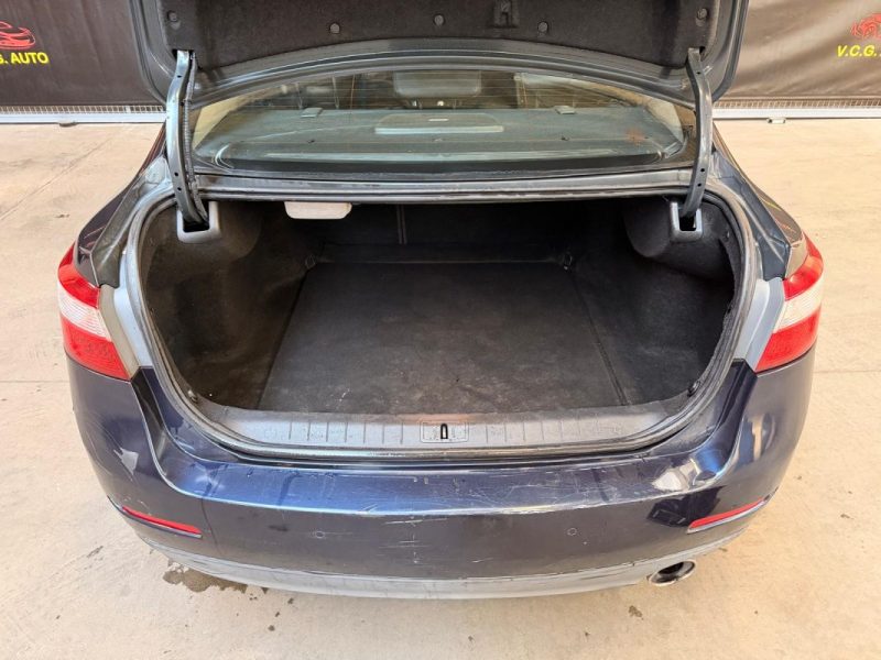 RENAULT LATITUDE 2.0 dCi 175 Initial 