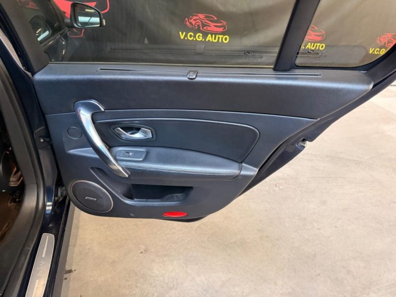 RENAULT LATITUDE 2.0 dCi 175 Initial 