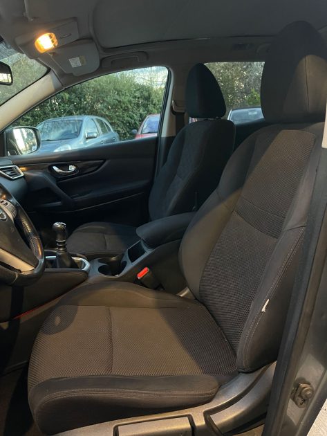 🎯 Nissan Qashqai 2 – 1.2 DIG-T N-Connecta  / Toit Panoramique / Super Affaire 