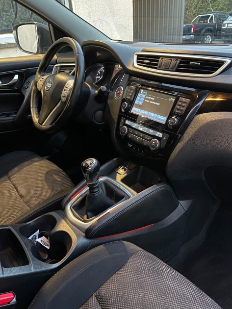 🎯 Nissan Qashqai 2 – 1.2 DIG-T N-Connecta  / Toit Panoramique / Super Affaire 