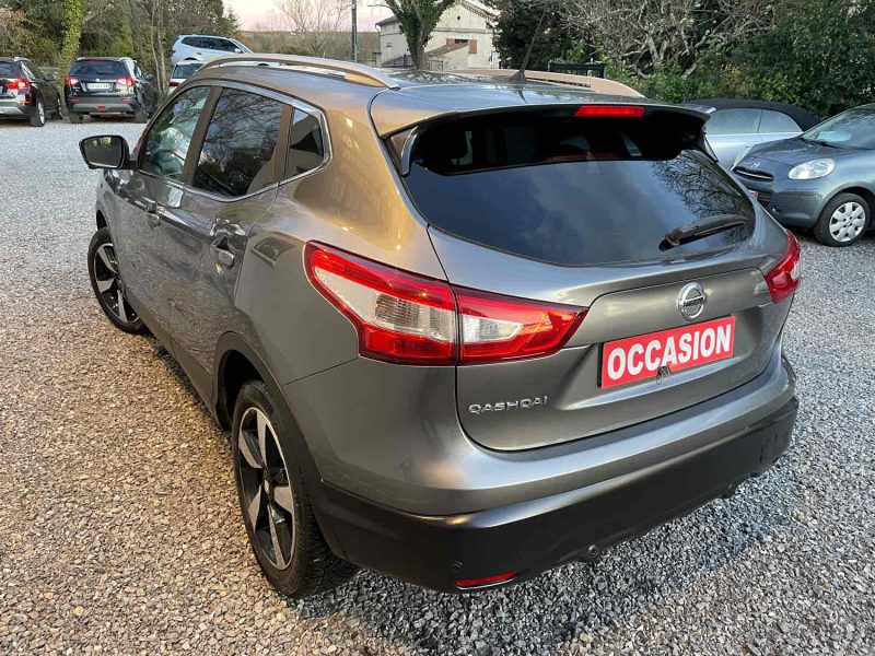 🎯 Nissan Qashqai 2 – 1.2 DIG-T N-Connecta  / Toit Panoramique / Super Affaire 
