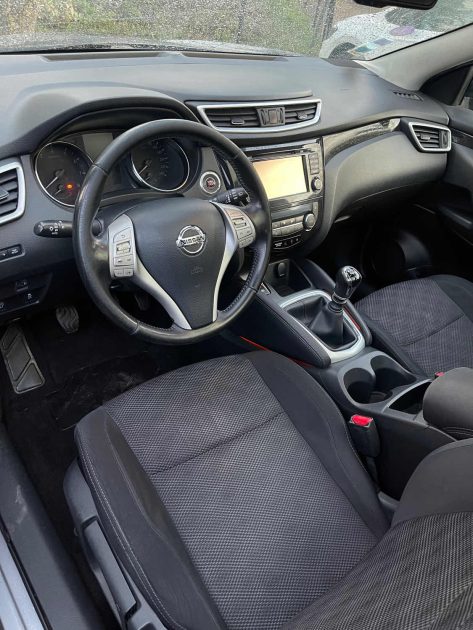 🎯 Nissan Qashqai 2 – 1.2 DIG-T N-Connecta  / Toit Panoramique / Super Affaire 