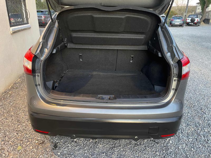 🎯 Nissan Qashqai 2 – 1.2 DIG-T N-Connecta  / Toit Panoramique / Super Affaire 