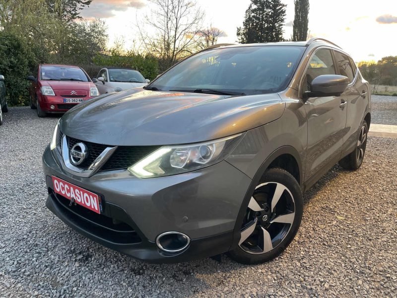 🎯 Nissan Qashqai 2 – 1.2 DIG-T N-Connecta  / Toit Panoramique / Super Affaire 