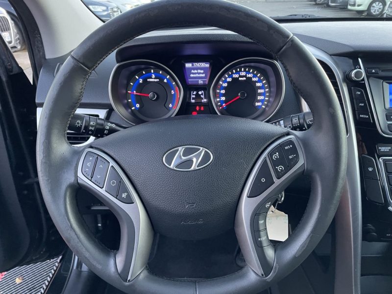 HYUNDAI I30 1.4 CRDI 90 CV      GARANTIE 3/12 MOIS 2012