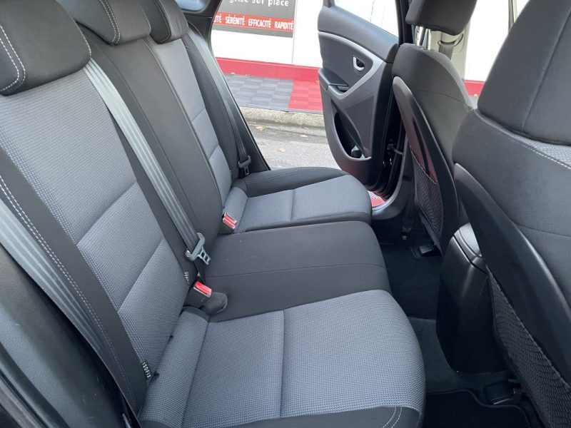 HYUNDAI I30 1.4 CRDI 90 CV      GARANTIE 3/12 MOIS 2012