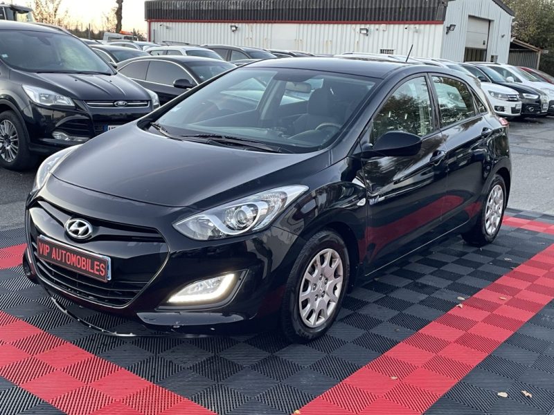 HYUNDAI I30 1.4 CRDI 90 CV      GARANTIE 3/12 MOIS 2012