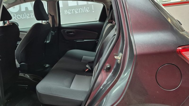 TOYOTA YARIS HYBRIDE 100cv FRANCE BUSINESS/ 1 ERE MAIN/TVA RECUPERABLE