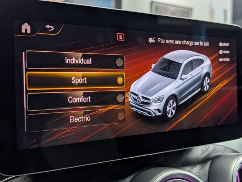 MERCEDES GLC 300E 211+122 Cv AMG LINE PACK DESIGNO  