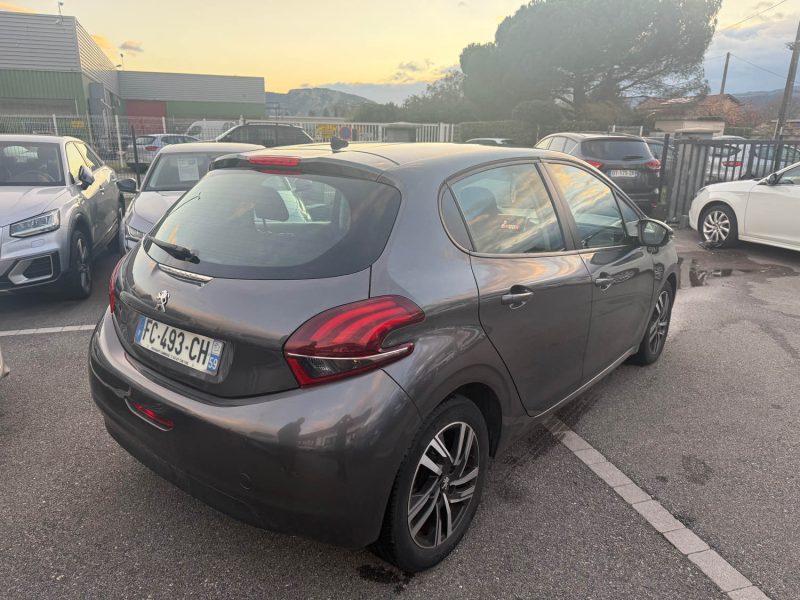PEUGEOT 208 1.5 BLUEHDI 100CH E6.C TECH EDITION 5P 2018
