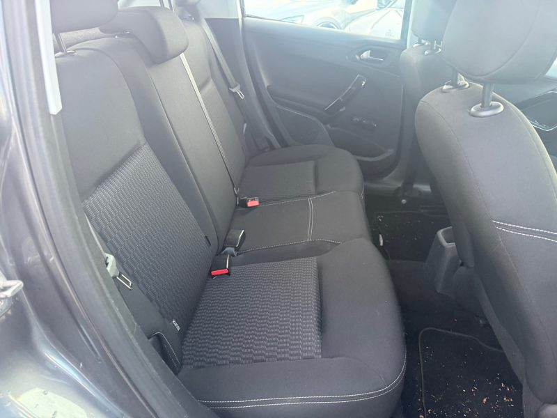 PEUGEOT 208 1.5 BLUEHDI 100CH E6.C TECH EDITION 5P 2018