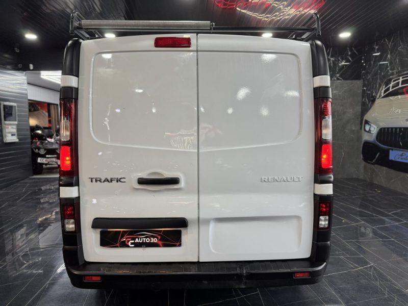 RENAULT TRAFIC 3  L1H1 1200 2.0 DCI 120CH CONFORT E6 2021