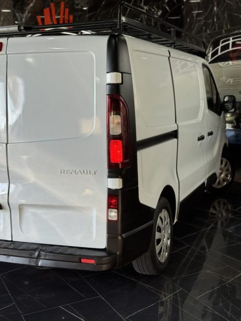 RENAULT TRAFIC 3  L1H1 1200 2.0 DCI 120CH CONFORT E6 2021