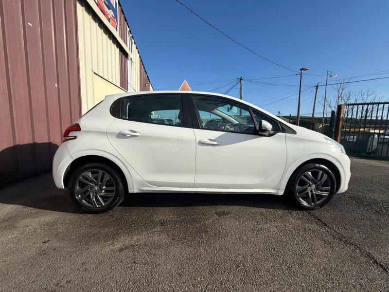 PEUGEOT 208 PHASE 2 - 16V TURBO 1.5 HDI 100CV S&S ACTIVE  2019