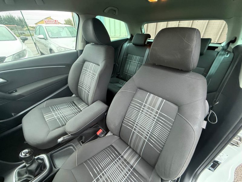 VOLKSWAGEN POLO 5 LOUNGE 1.4 TDI - 90CV 12V TURBO  2015