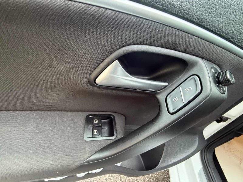 VOLKSWAGEN POLO 5 LOUNGE 1.4 TDI - 90CV 12V TURBO  2015