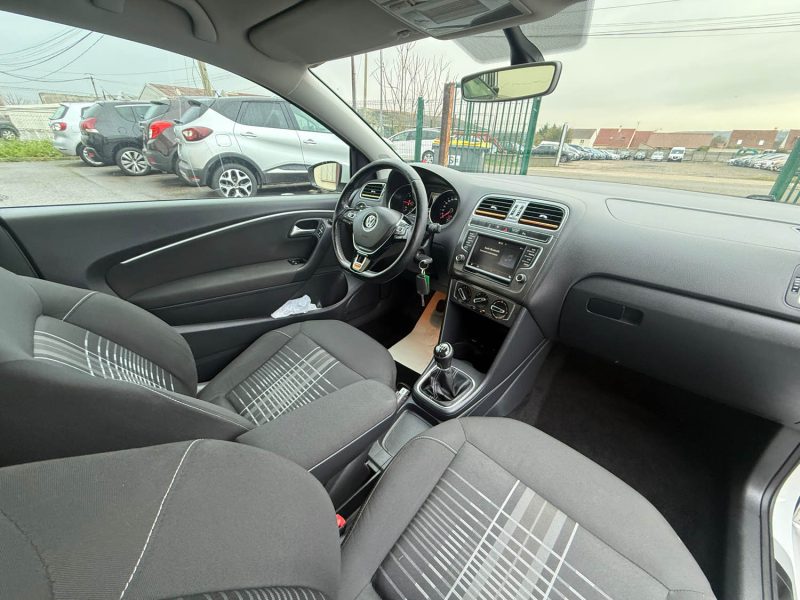 VOLKSWAGEN POLO 5 LOUNGE 1.4 TDI - 90CV 12V TURBO  2015