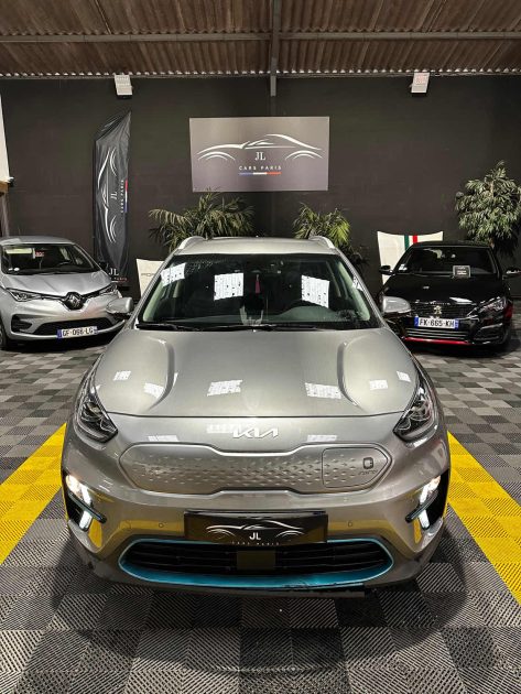 MAGNIFIQUE KIA NIRO 64KW 204 CH (APPLE CARPLAY, SIÈGES CHAUFFANTS ET VENTILÉS, VOLANT CHAUFFANT)