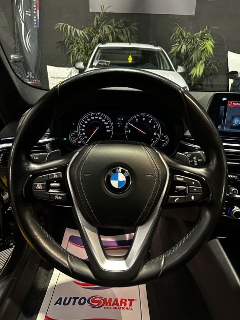 MAGNIFIQUE BMW 530I TOURING M SPORT PROPULSION 252 CH (FULL ENTRETIEN BMW, TOIT OUVRANT, ATTELAGE)