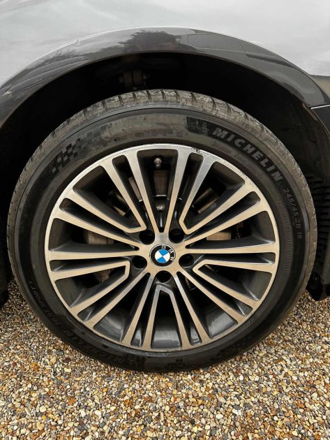 MAGNIFIQUE BMW 530I TOURING M SPORT PROPULSION 252 CH (FULL ENTRETIEN BMW, TOIT OUVRANT, ATTELAGE)