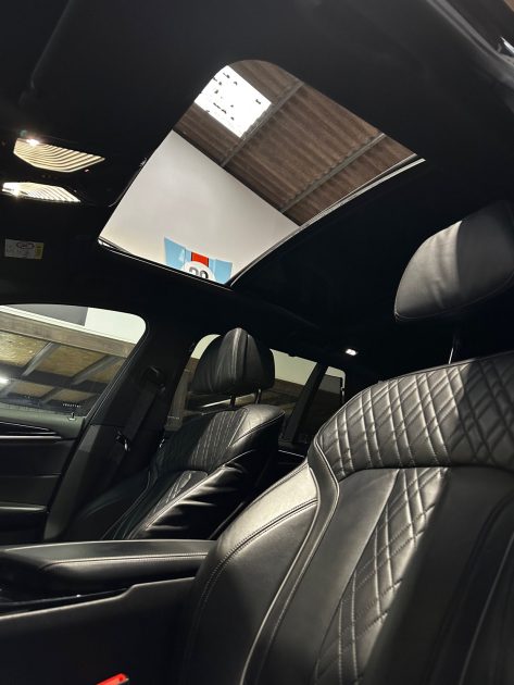 MAGNIFIQUE BMW 530I TOURING M SPORT PROPULSION 252 CH (FULL ENTRETIEN BMW, TOIT OUVRANT, ATTELAGE)