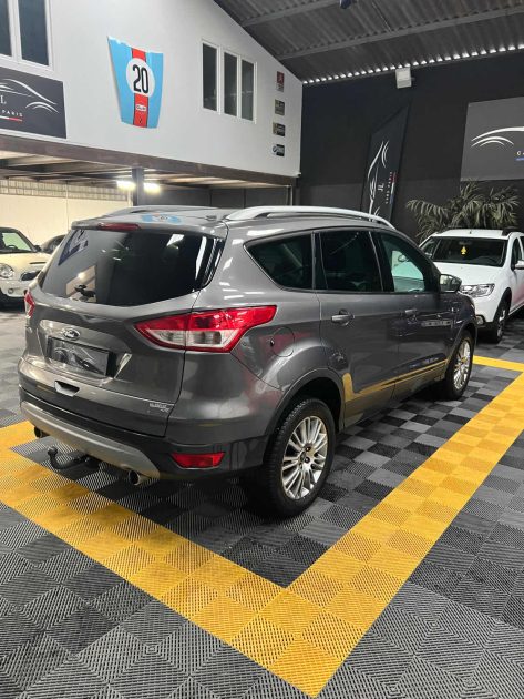 MAGNIFIQUE FORD KUGA 2.0 TDCI 140 CH TITANIUM (PREMIÈRE MAIN, FULL SUIVI D’ENTRETIEN, TOIT OUVRANT)
