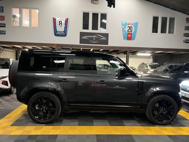 DEFENDER 110 P400e HSE MARK IV (ATTELAGE, ÉLECTRIQUE, PACK HIVER, PACK TOUT TERRAIN, TOIT OUVRANT) 