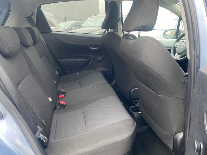 TOYOTA YARIS III 1.5 HYBRID 100H DESIGN