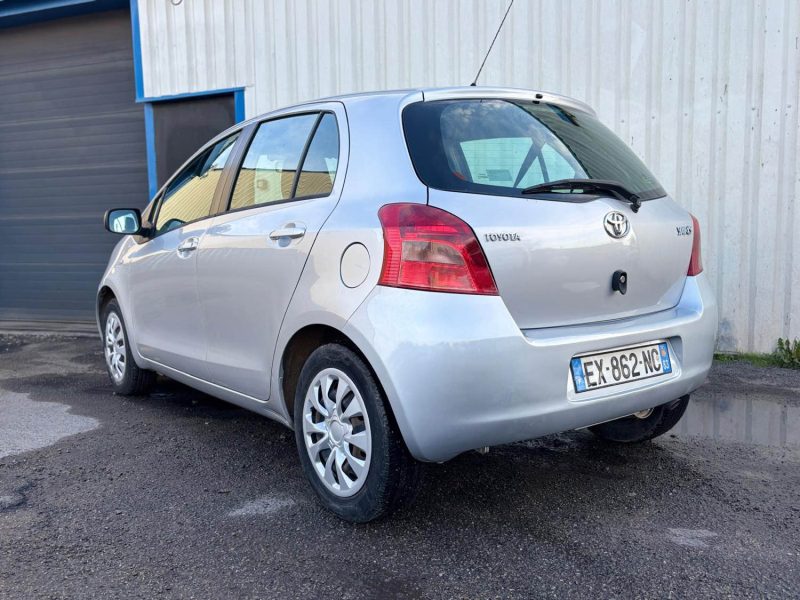 TOYOTA YARIS 1.3 VVT-I 90CH LUNA 2006