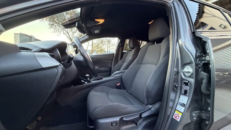 TOYOTA C-HR 122H DYNAMIC 2WD E-CVT RC18 