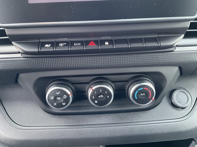 386€/MOIS SUR 60 MOIS NISSAN  PRIMASTAR  2,8T 130 CV DCI ACENTA L1H1 