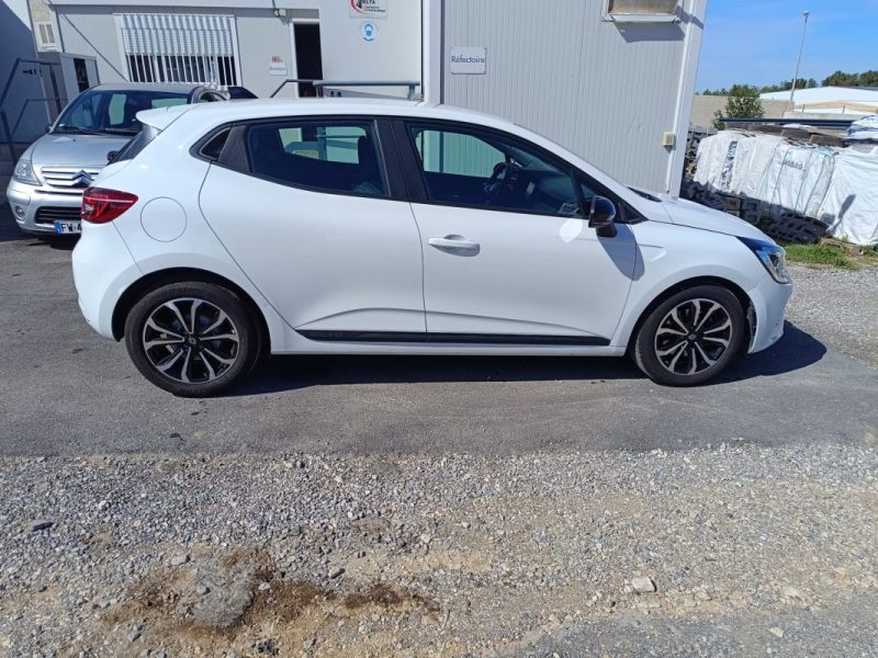 RENAULT CLIO V 1.0TCE 90CV 30 000KMS CLIM GPS GARANTIE 