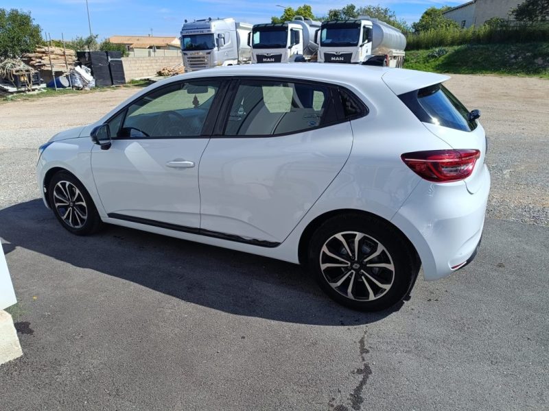 RENAULT CLIO V 1.0TCE 90CV 30 000KMS CLIM GPS GARANTIE 