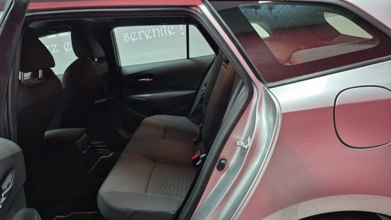 TOYOTA COROLLA TOURING SPORTS 184CV DYNAMIC BUSINESS/ 1 ERE MAIN/TVA RECUPERABLE