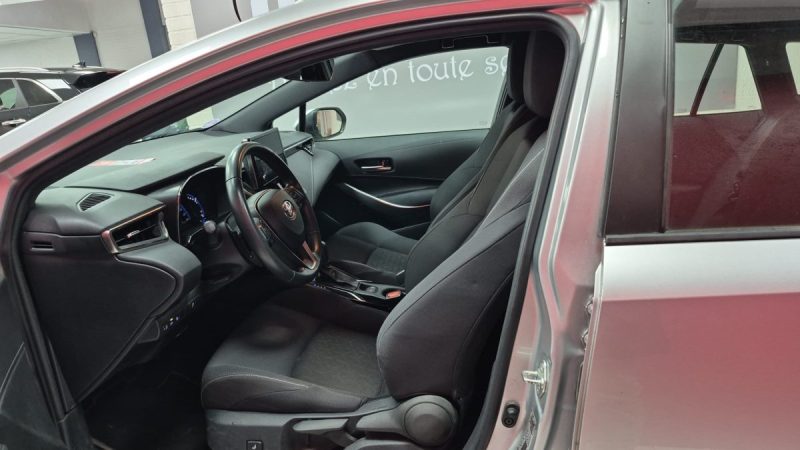 TOYOTA COROLLA TOURING SPORTS 184CV DYNAMIC BUSINESS/ 1 ERE MAIN/TVA RECUPERABLE