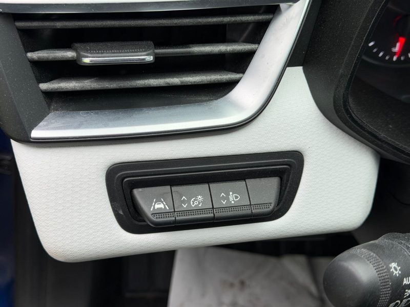 RENAULT CLIO 5 LIMITED