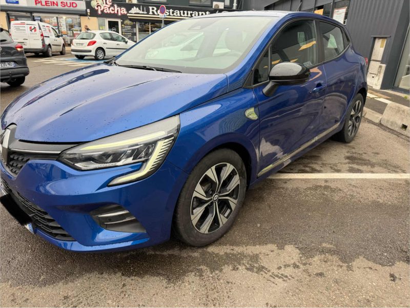 RENAULT CLIO 5 LIMITED