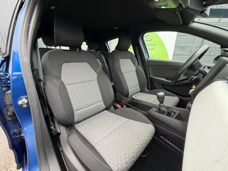 RENAULT CLIO 5 LIMITED