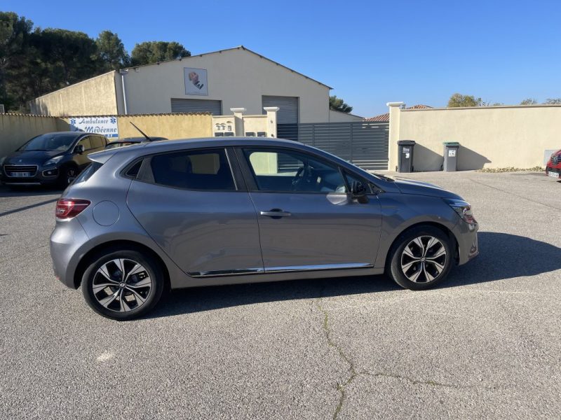 RENAULT CLIO V TECHNO 1.0TCE 90CV BOITE AUTO 25000KMS GPS CARPLAY 