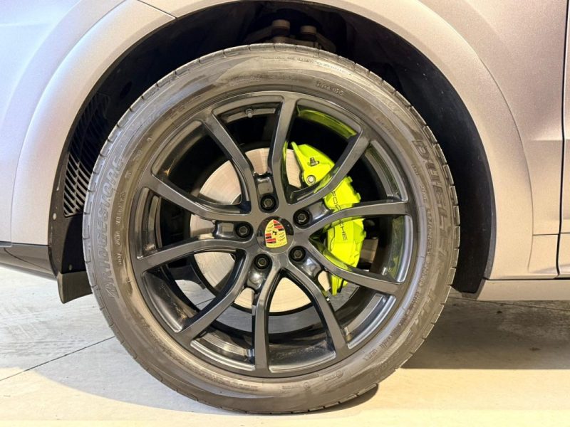 PORSCHE CAYENNE COUPÉ 3.0 V6 462CH E-HYBRID TVA RÉCUPÉRABLE