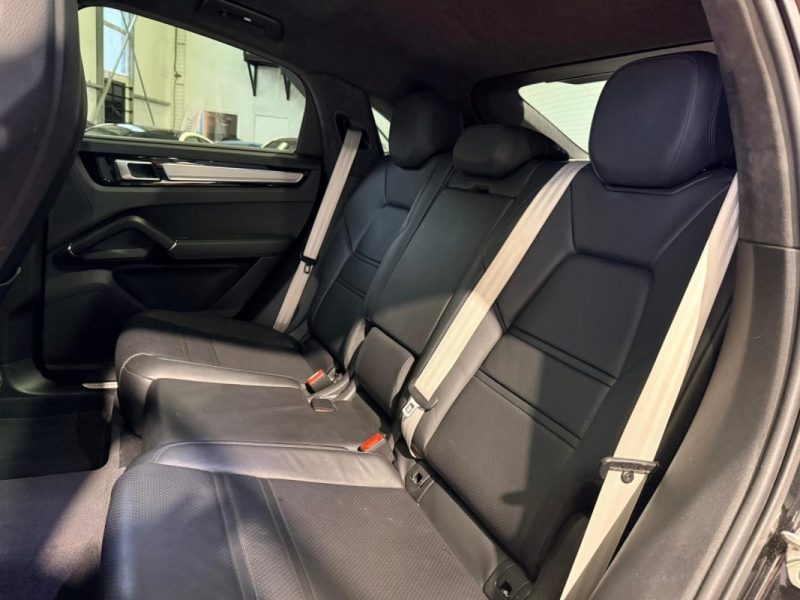 PORSCHE CAYENNE COUPÉ 3.0 V6 462CH E-HYBRID TVA RÉCUPÉRABLE