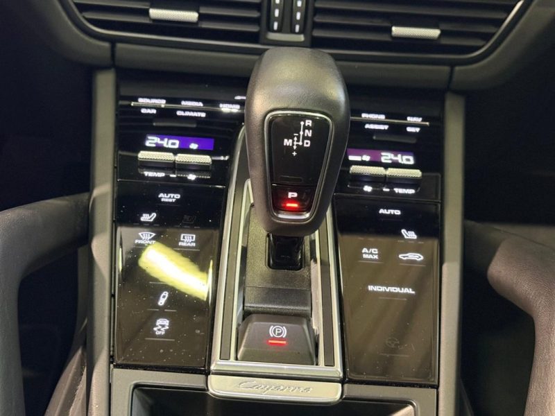 PORSCHE CAYENNE COUPÉ 3.0 V6 462CH E-HYBRID TVA RÉCUPÉRABLE