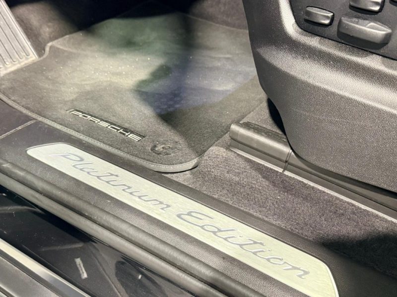 PORSCHE CAYENNE COUPÉ 3.0 V6 462CH E-HYBRID TVA RÉCUPÉRABLE