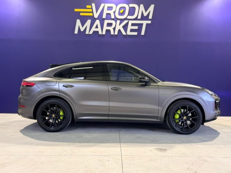 PORSCHE CAYENNE COUPÉ 3.0 V6 462CH E-HYBRID TVA RÉCUPÉRABLE