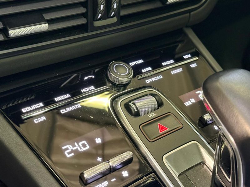 PORSCHE CAYENNE COUPÉ 3.0 V6 462CH E-HYBRID TVA RÉCUPÉRABLE