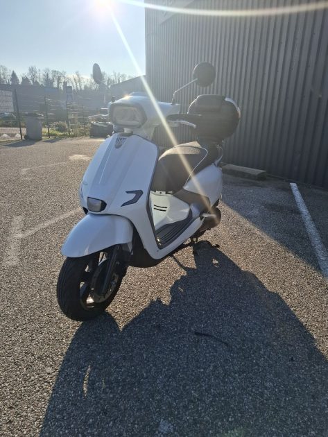 SYM FUGUE BLANC 2025